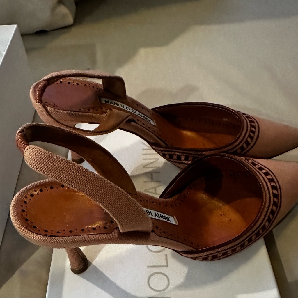 Manolo Blahnik Tan Slingback Heels